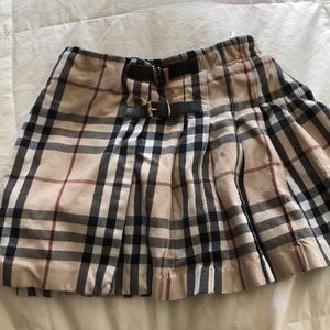 Burberry skirt